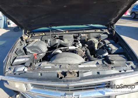 1999 Chevrolet Suburban 1500 Lt from USA, damaged, VIN 1GNFK16R7XJ373774